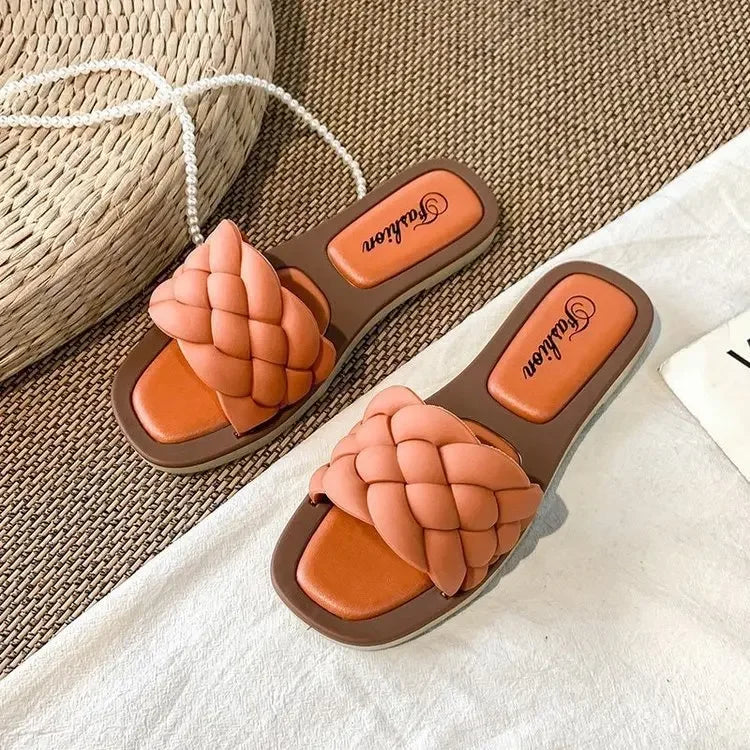 Summer 2022 Trend Braided Slippers Women Flat Outdoor Weave Slides Rubber Sole Open Toe Beach Casual Sandals Ladies Cozy Shoes