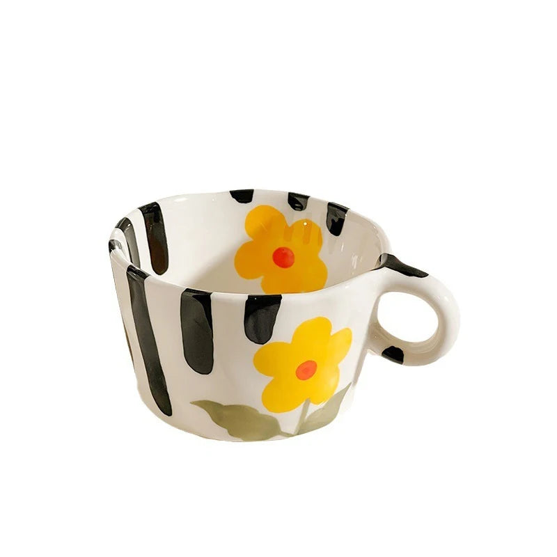 Ins Cute Hand Pinched Ceramic Mugs Hand Painted Strawberry Flower Espresso Coffee Cups Breakfast milk cup Gift For Kids Girls